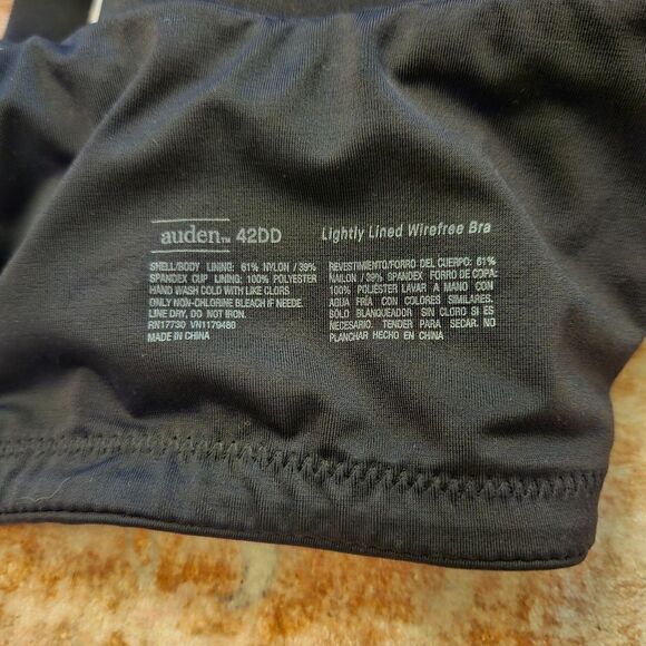 Auden Wireless Bra - Picture 5 of 5